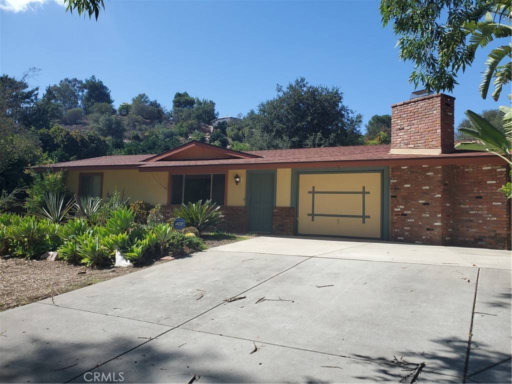 Rainbow, CA 92028,2824 Rainbow Valley BLVD
