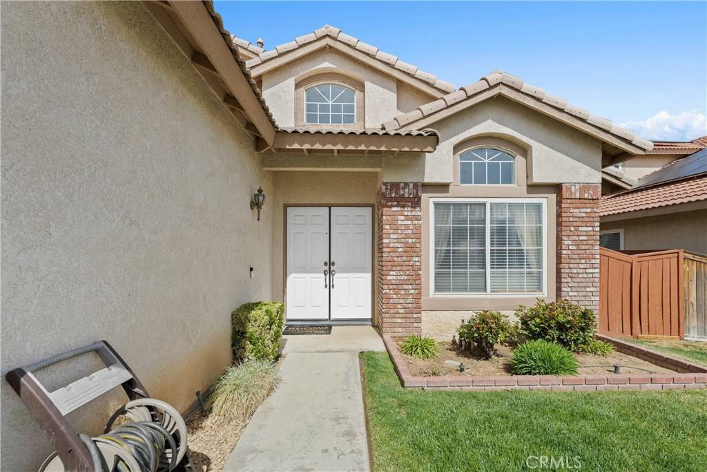 Victorville, CA 92392,12606 Fox Tail WAY