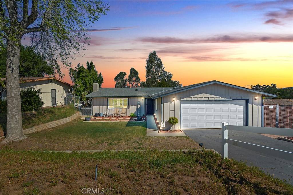 Fallbrook, CA 92028,1032 La Solana DR