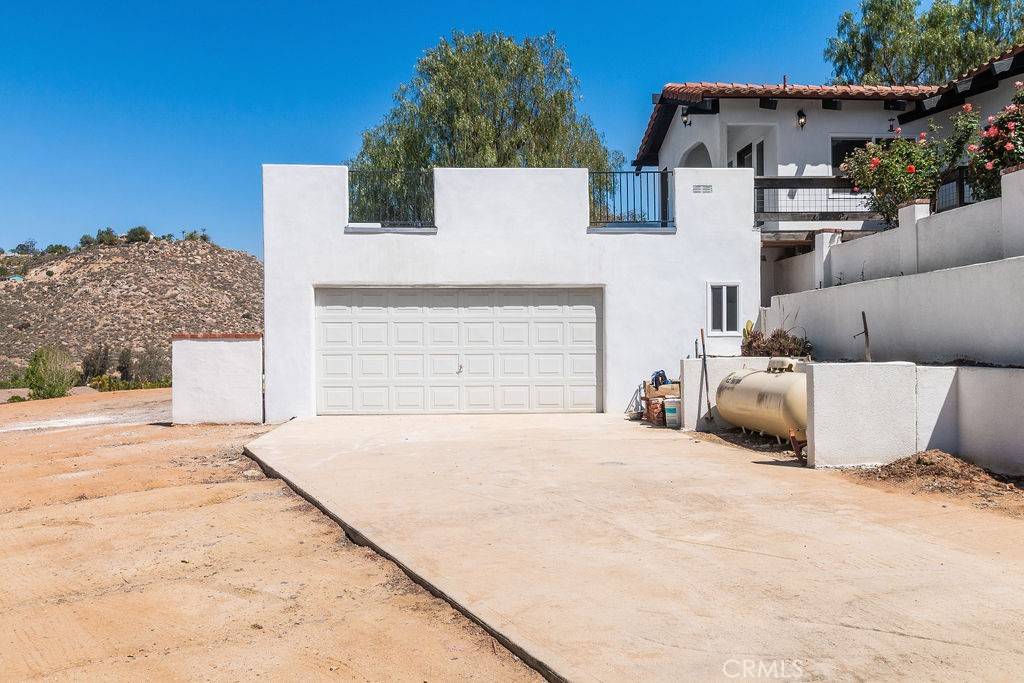 Lake Mathews, CA 92570,21260 Ridgedale DR