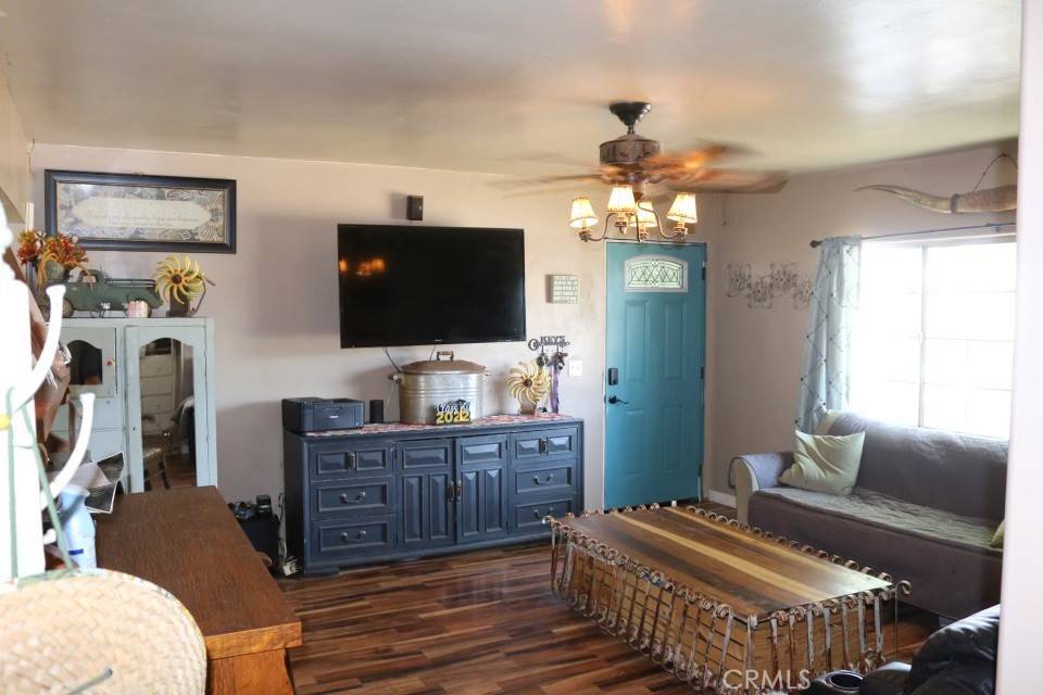 Yucaipa, CA 92399,32552 Avenue E