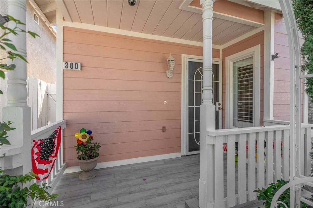 Colton, CA 92324,300 N 10th ST