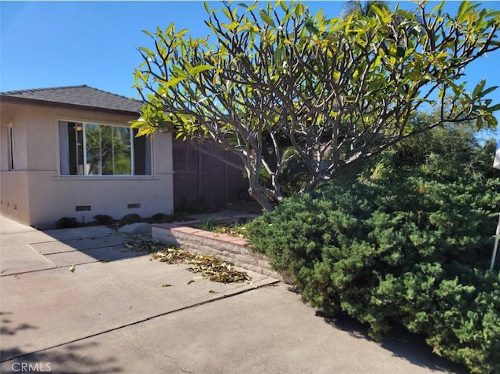 Placentia, CA 92870,208 Wilson Ave.