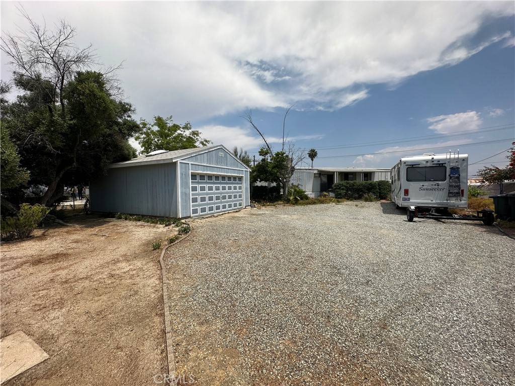 Perris, CA 92570,545 Apache RD