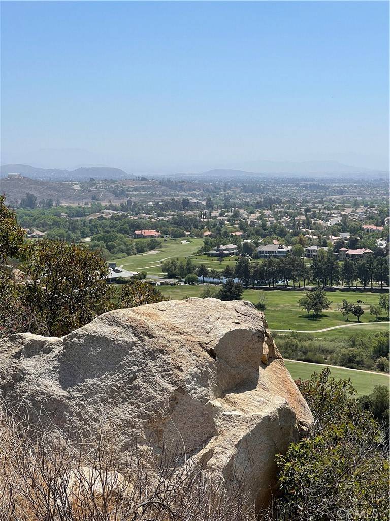 Murrieta, CA 92562,11 Via Vista Grande