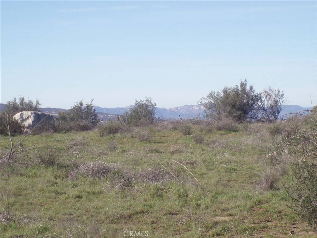 Hemet, CA 92544,54 Linderman RD