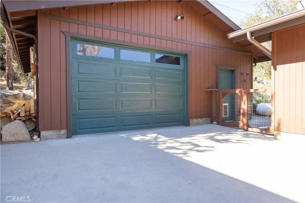 Kernville, CA 93240,725 Burlando RD