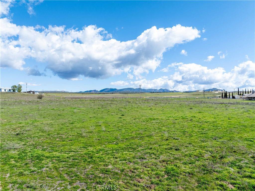 Aguanga, CA 92536,450 Comanche CT