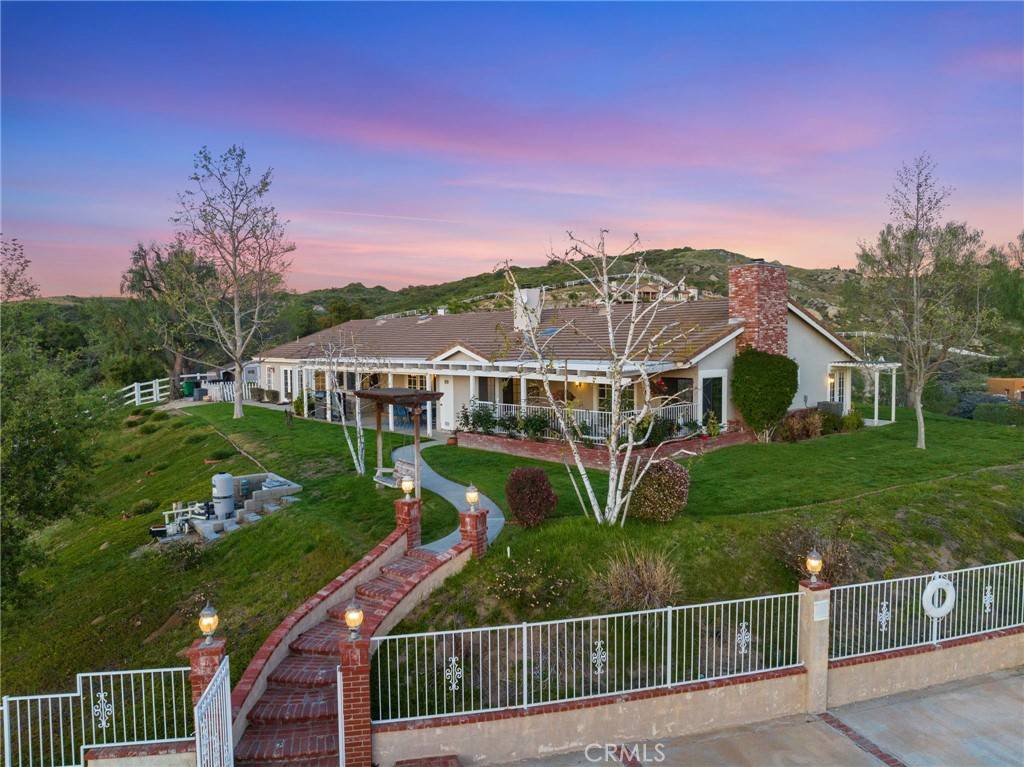 Temecula, CA 92592,40225 Lucero DR
