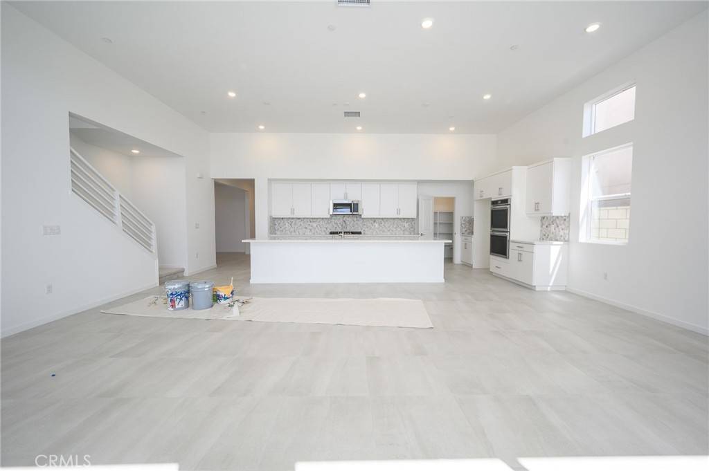 Palm Springs, CA 92262,283 Mustang LN