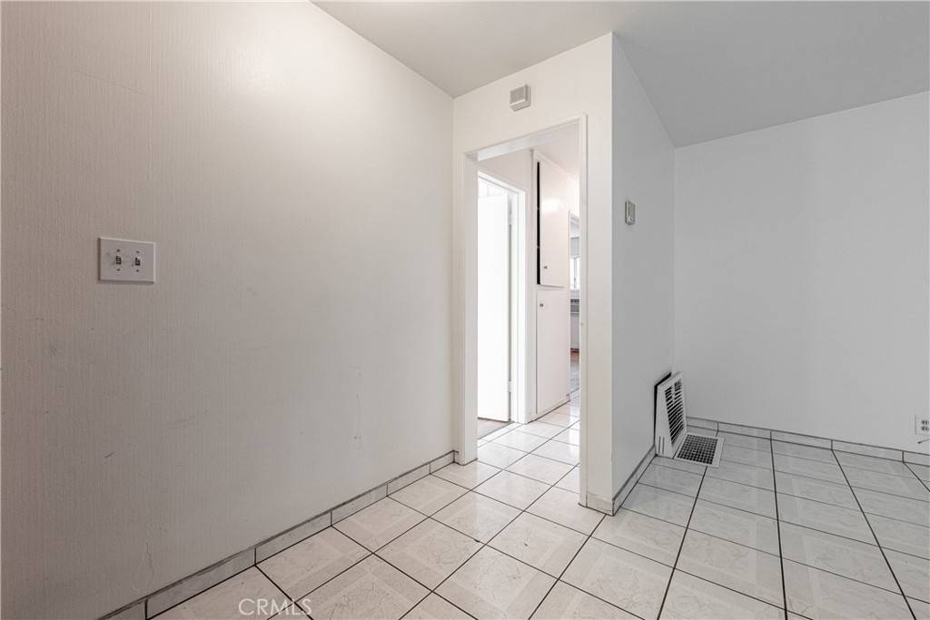 Downey, CA 90242,12124 Anderberg AVE