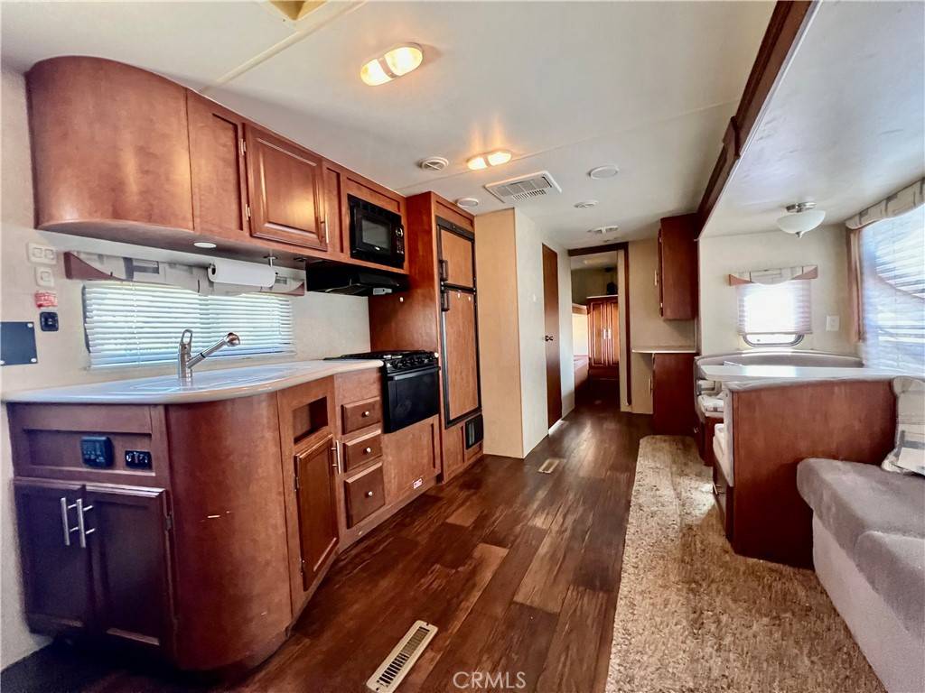 Hemet, CA 92545,1295 S Cawston AVE