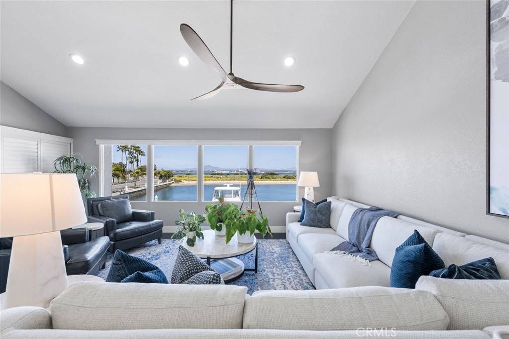 Coronado, CA 92118,6 Kingston CT E