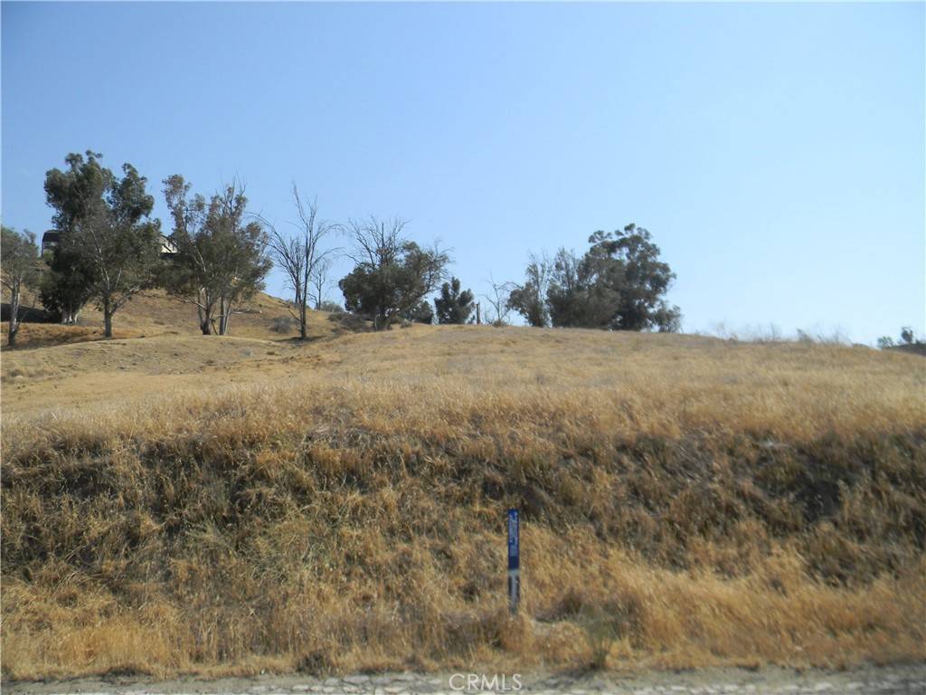 Lake Elsinore, CA 92530,0 Strickland Ave