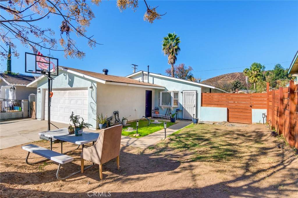 Lake Elsinore, CA 92530,29801 Hursh ST