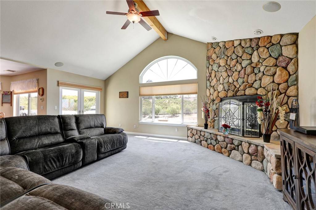 Temecula, CA 92592,40570 Beaujolais CT