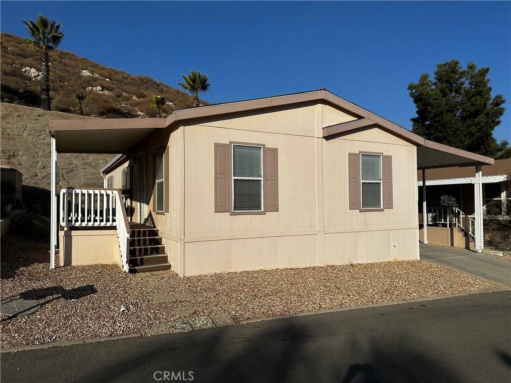 Hemet, CA 92545,32600 State Highway 74 #87