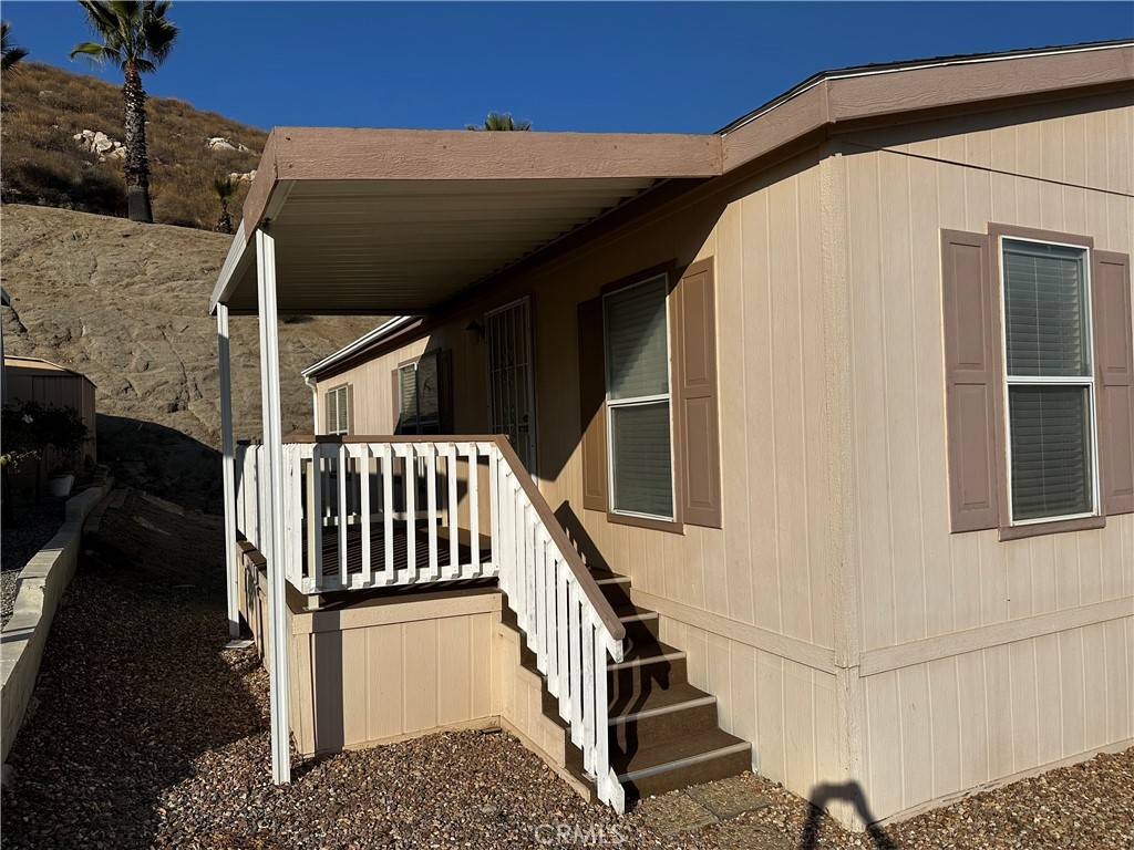 Hemet, CA 92545,32600 State Highway 74 #87