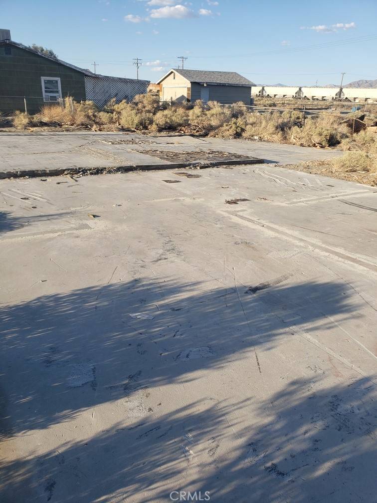 Trona, CA 93562,82403 Wingate AVE
