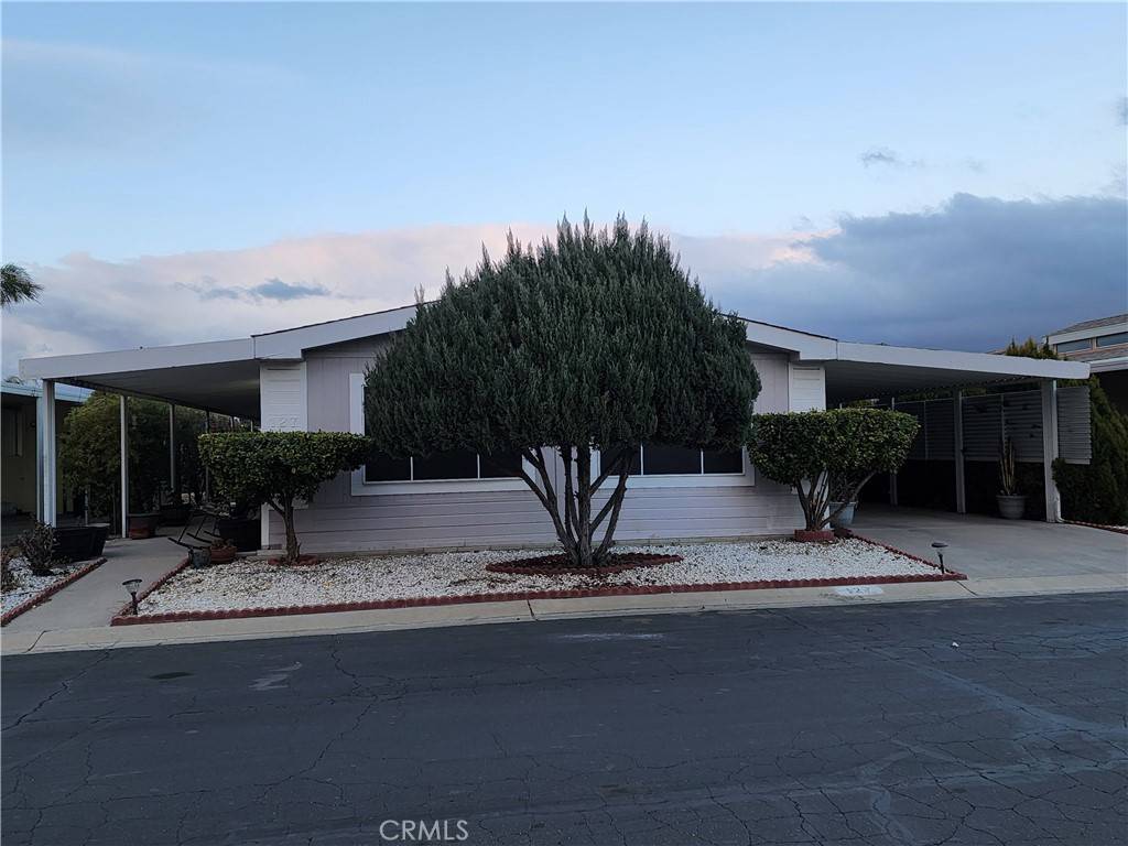 Hemet, CA 92545,1250 N Kirby ST #127