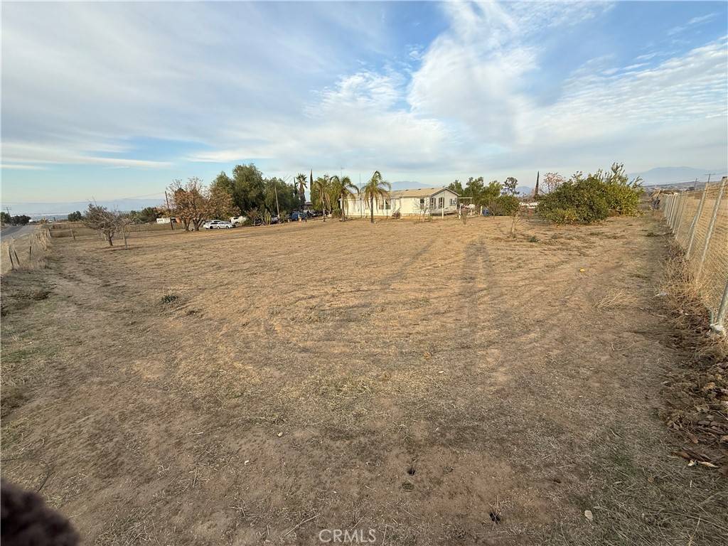 Perris, CA 92570,20860 Fox ST