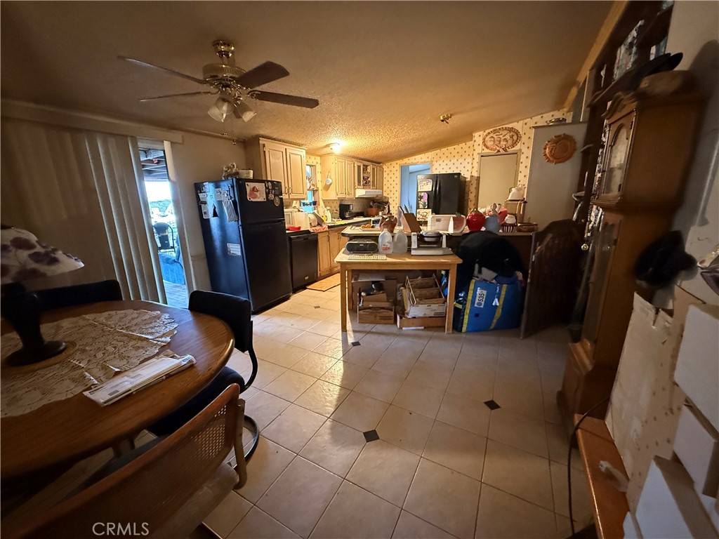 Perris, CA 92570,20860 Fox ST