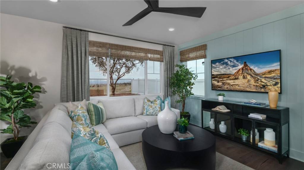 Rialto, CA 92377,2455 Powell DR