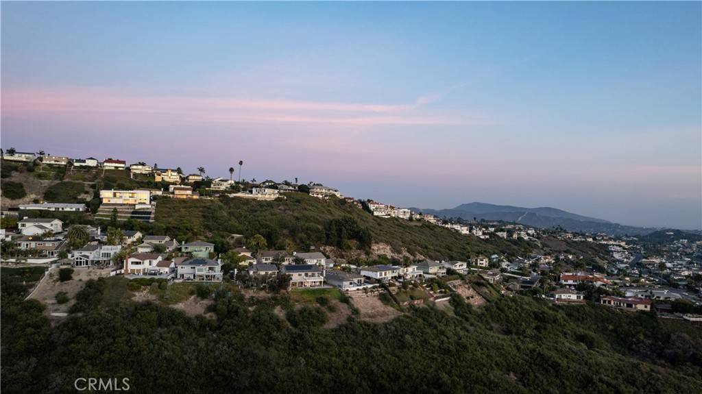 San Clemente, CA 92672,1207 Via La Mesa