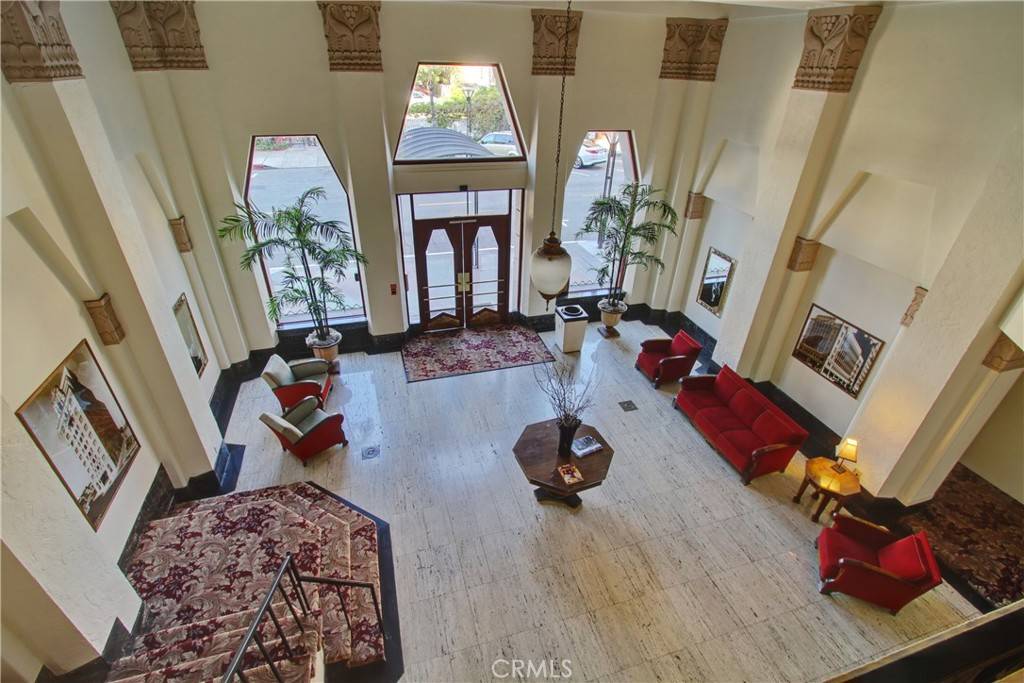 Long Beach, CA 90802,140 Linden AVE #355