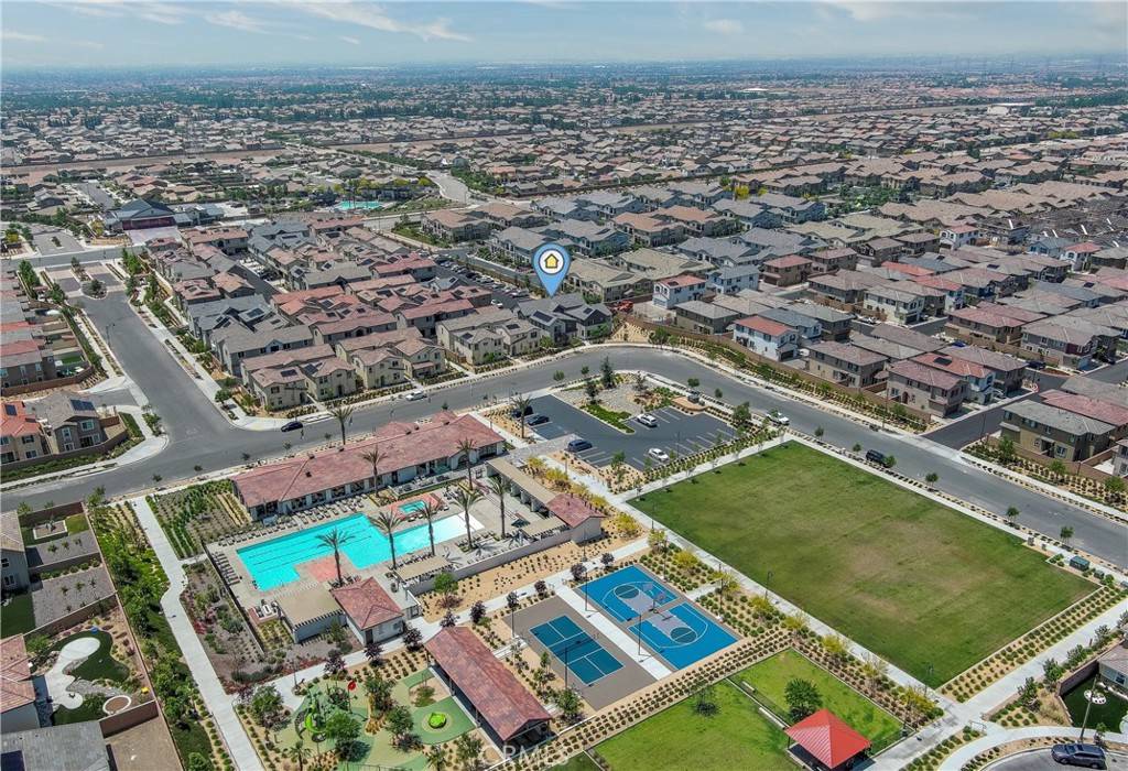 Fontana, CA 92336,16650 Crocus LN #1