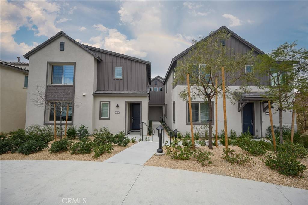 Fontana, CA 92336,16650 Crocus LN #1