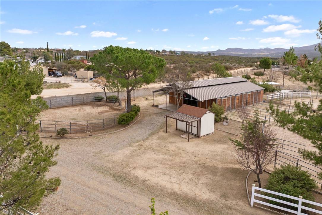 Anza, CA 92539,39725 Ivan DR