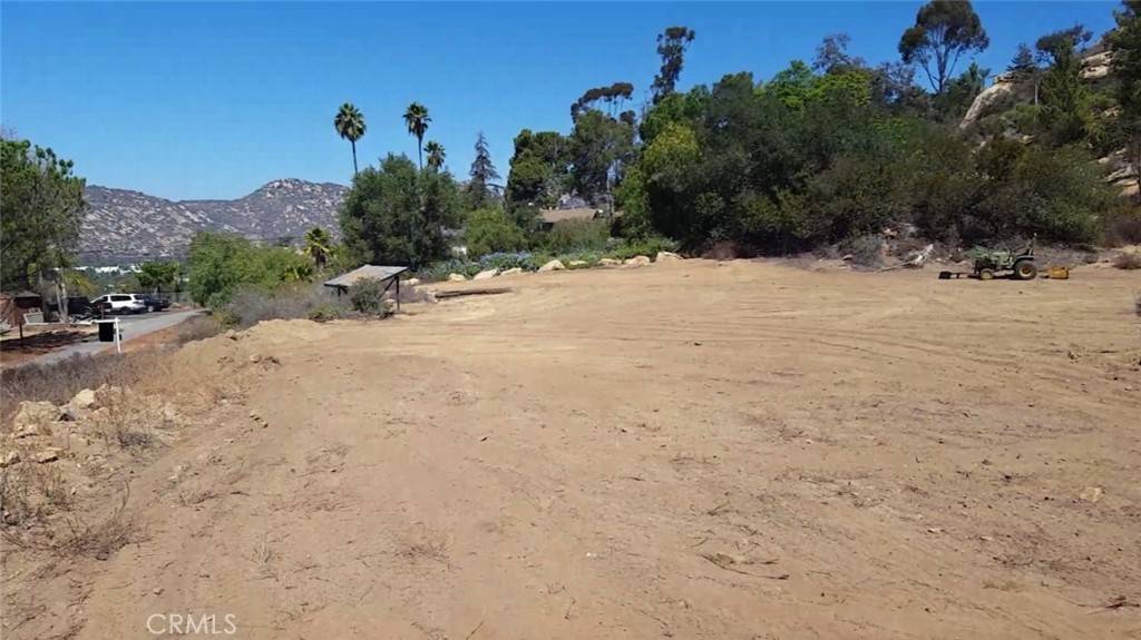 Fallbrook, CA 92028,5540 Rainbow Heights RD