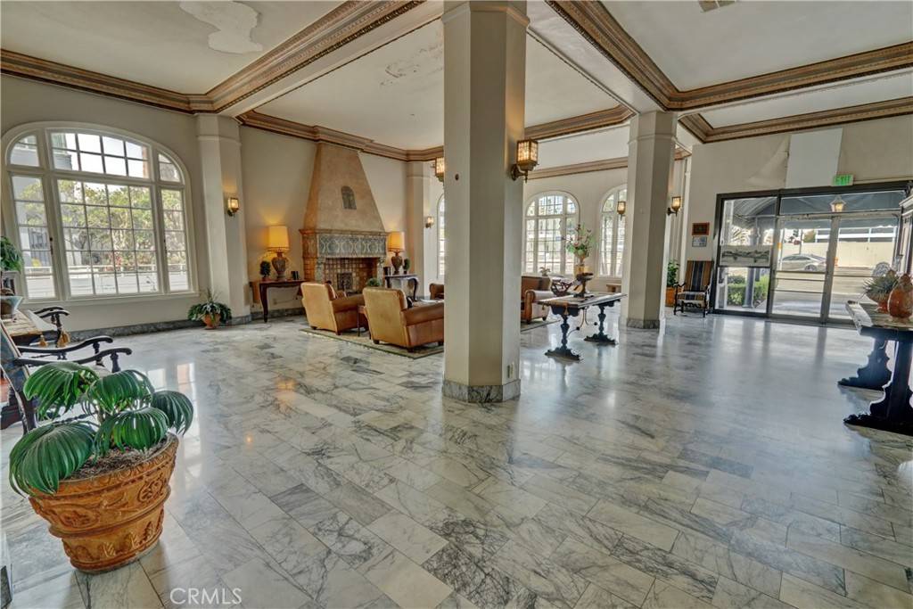 Long Beach, CA 90802,360 W Ocean BLVD #404