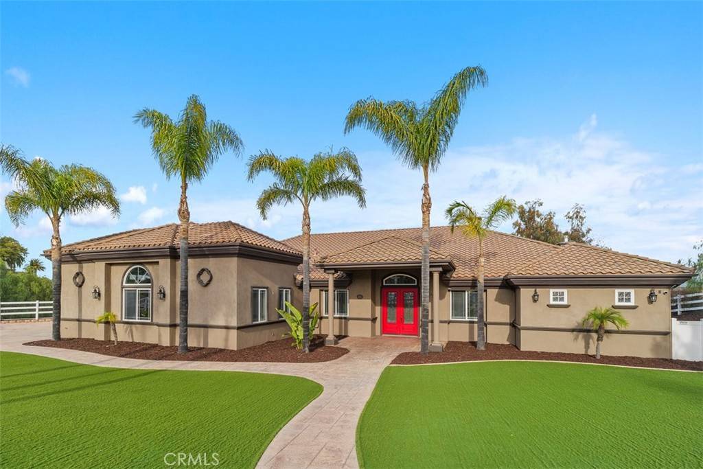 Temecula, CA 92591,39526 Calle Cabernet