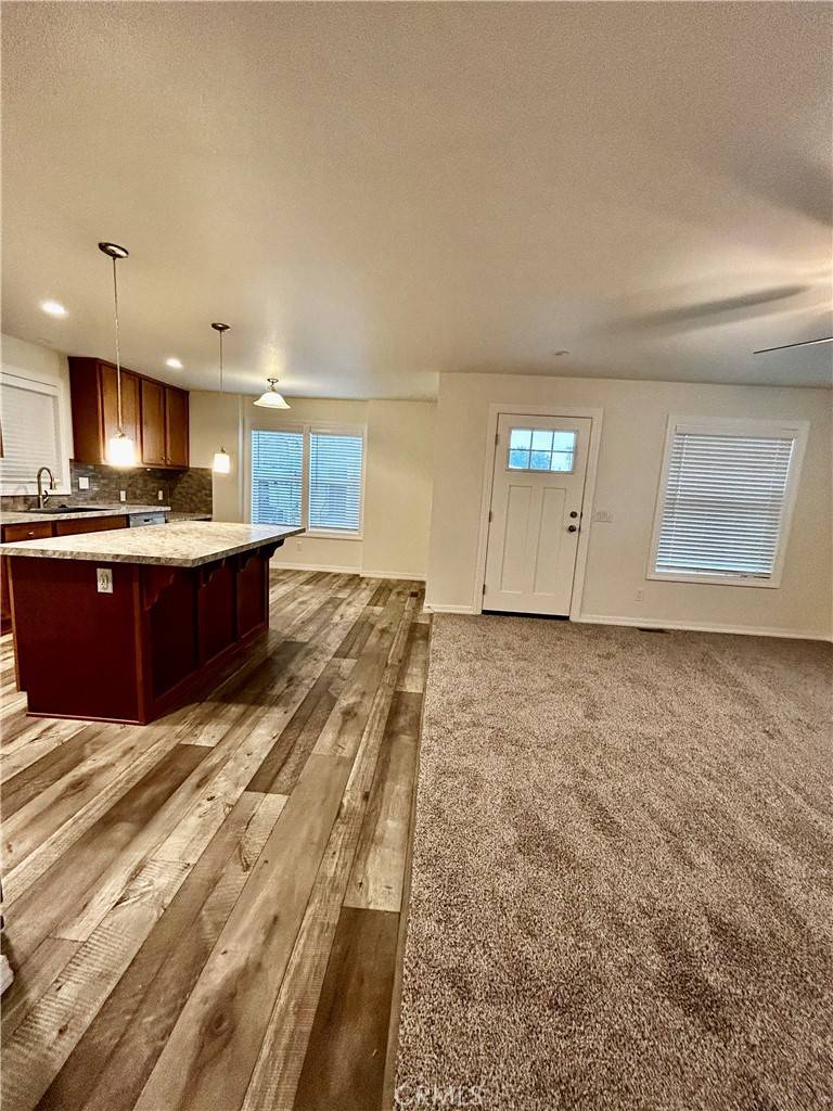 Hemet, CA 92543,675 W. Oakland Ave #D1