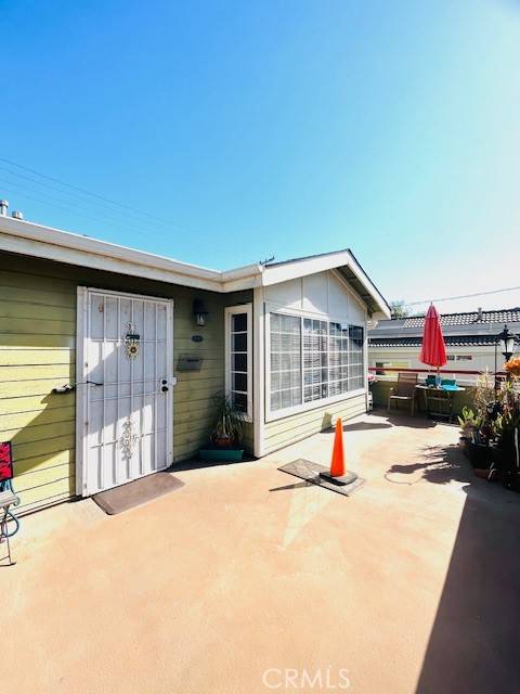 Signal Hill, CA 90755,1864 Raymond Ave #4