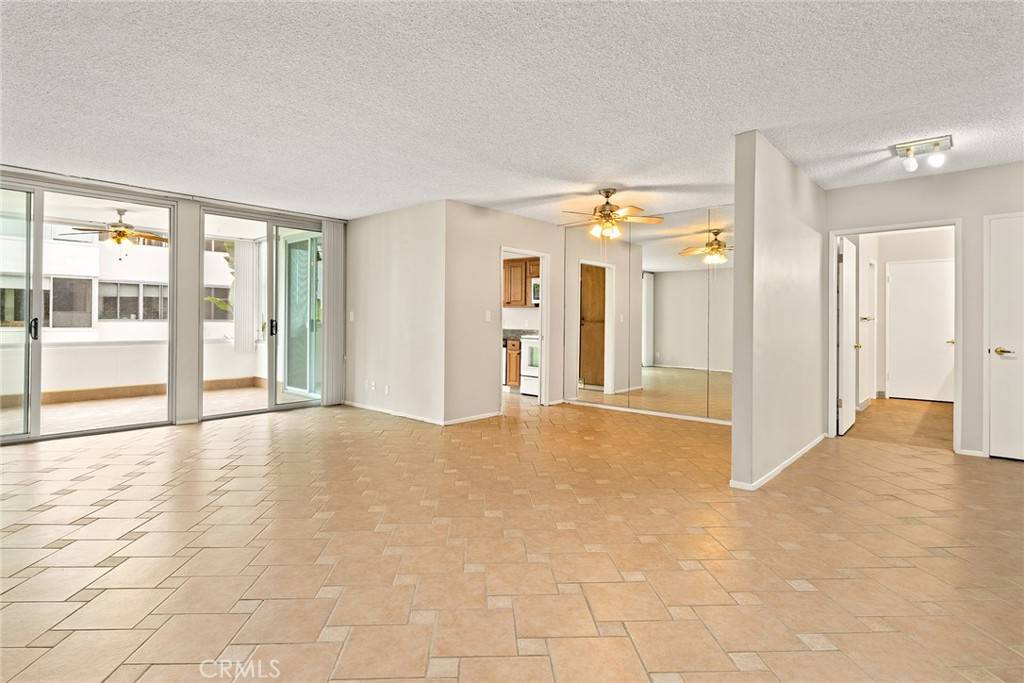 Playa Del Rey, CA 90293,8701 Delgany AVE #105