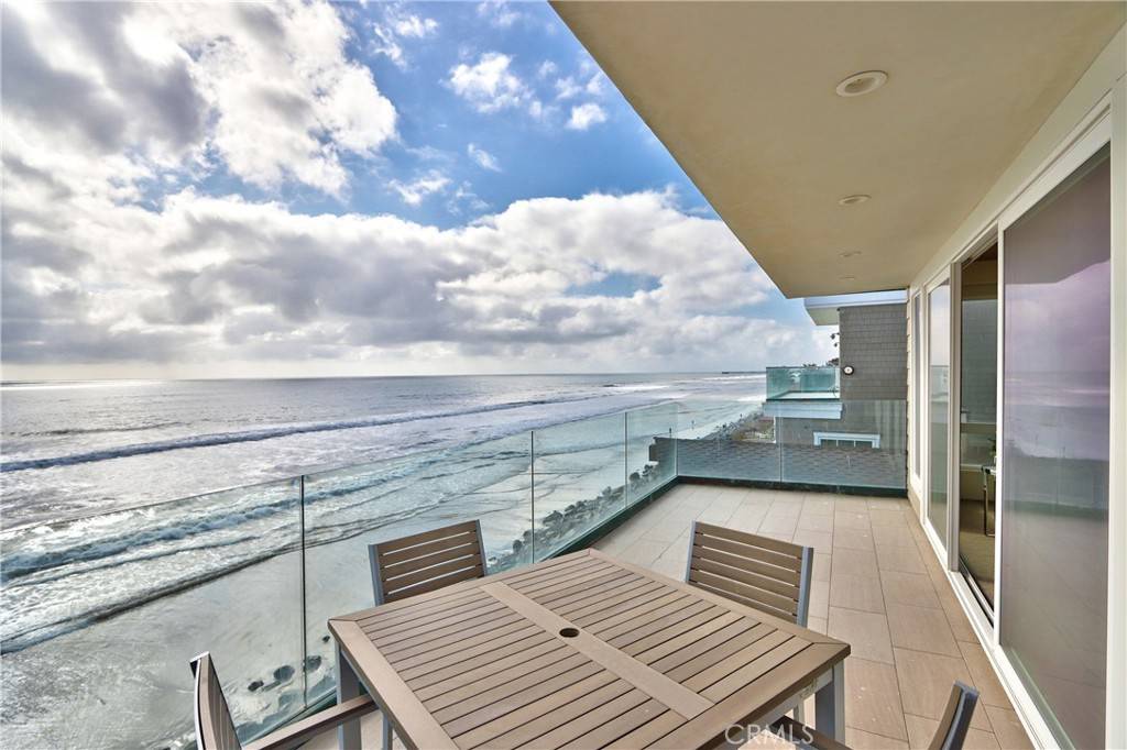 Oceanside, CA 92054,1823 S Pacific ST