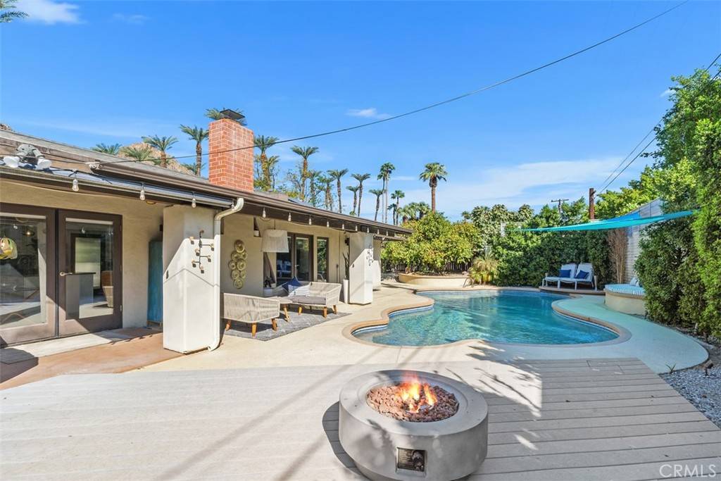 La Quinta, CA 92253,46560 Cameo Palms DR
