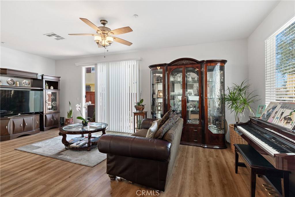 Murrieta, CA 92562,27571 Darrington AVE #2