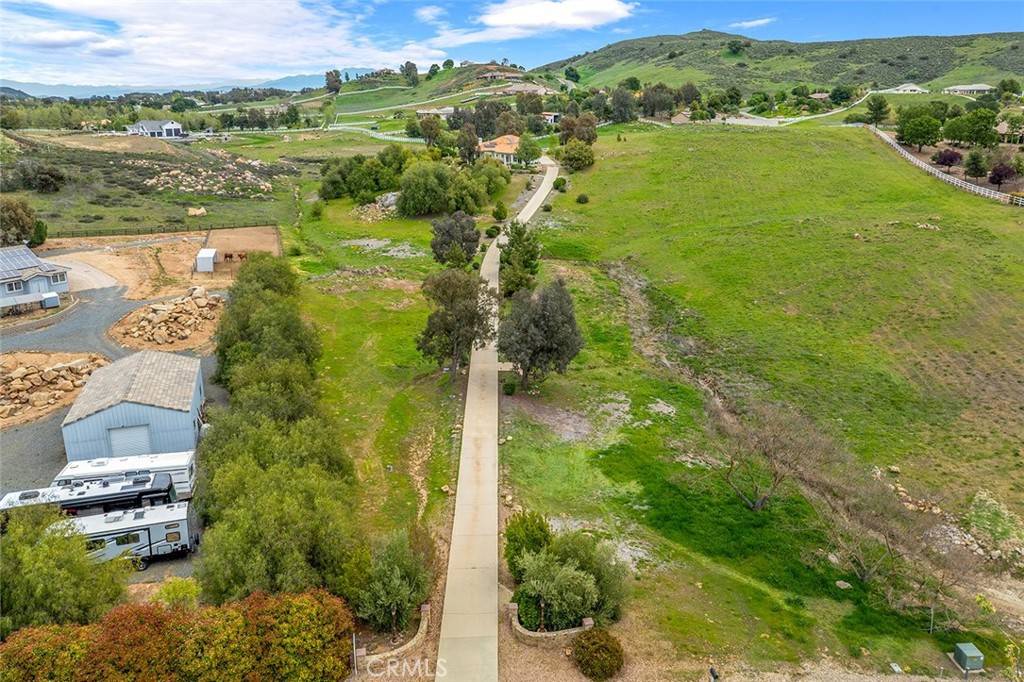 Murrieta, CA 92562,40042 Via Caballos