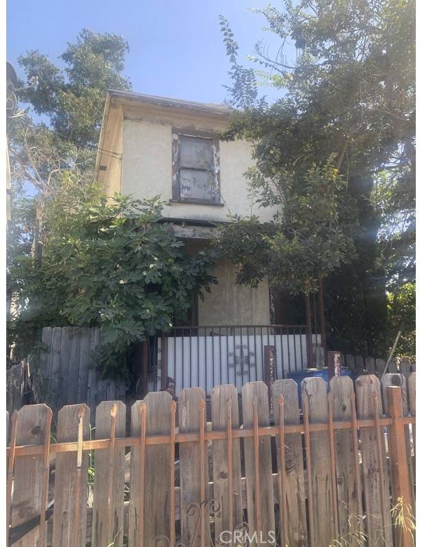 Los Angeles, CA 90011,2928 Compton AVE