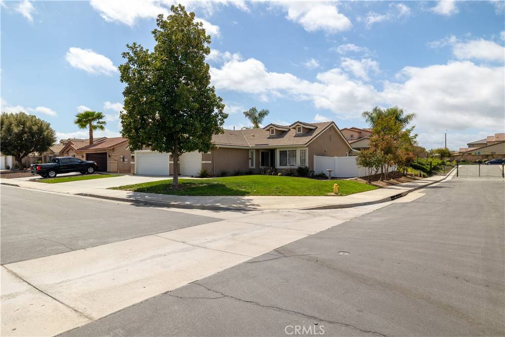 Winchester, CA 92596,36401 Erica CT