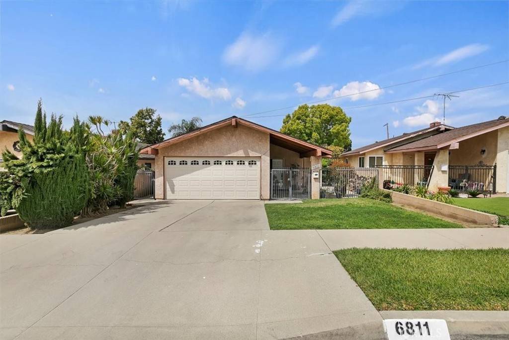 Whittier, CA 90606,6811 Lynalan AVE