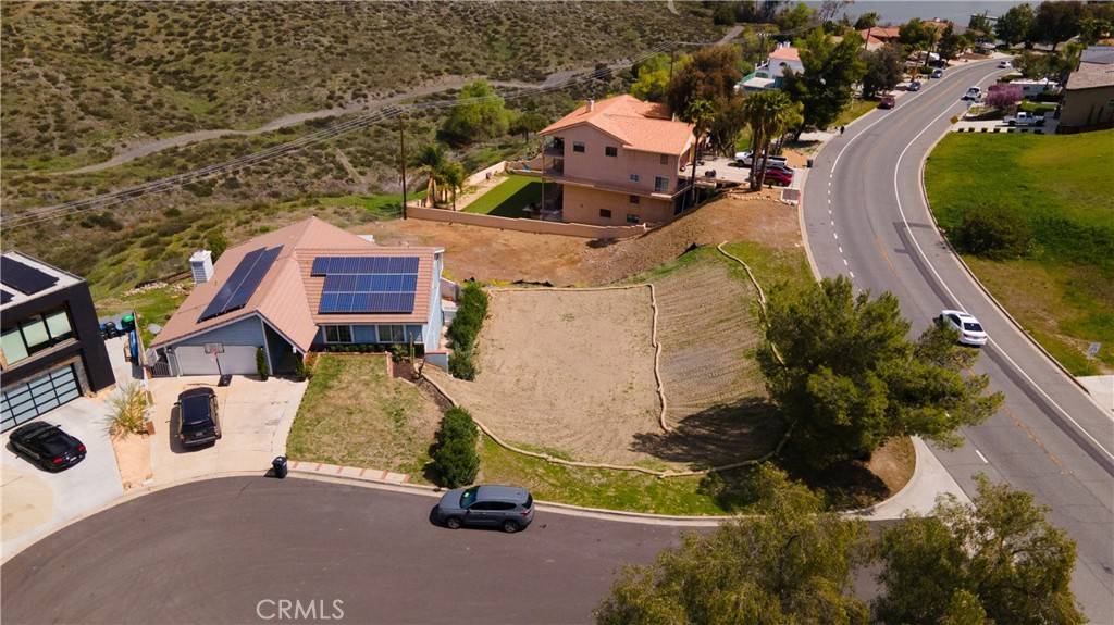 Canyon Lake, CA 92587,29046 Scout CT