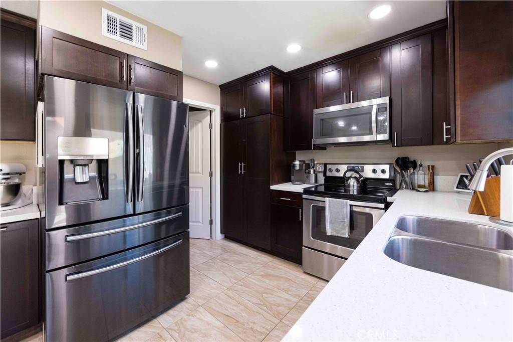 Santee, CA 92071,10561 Kerrigan CT