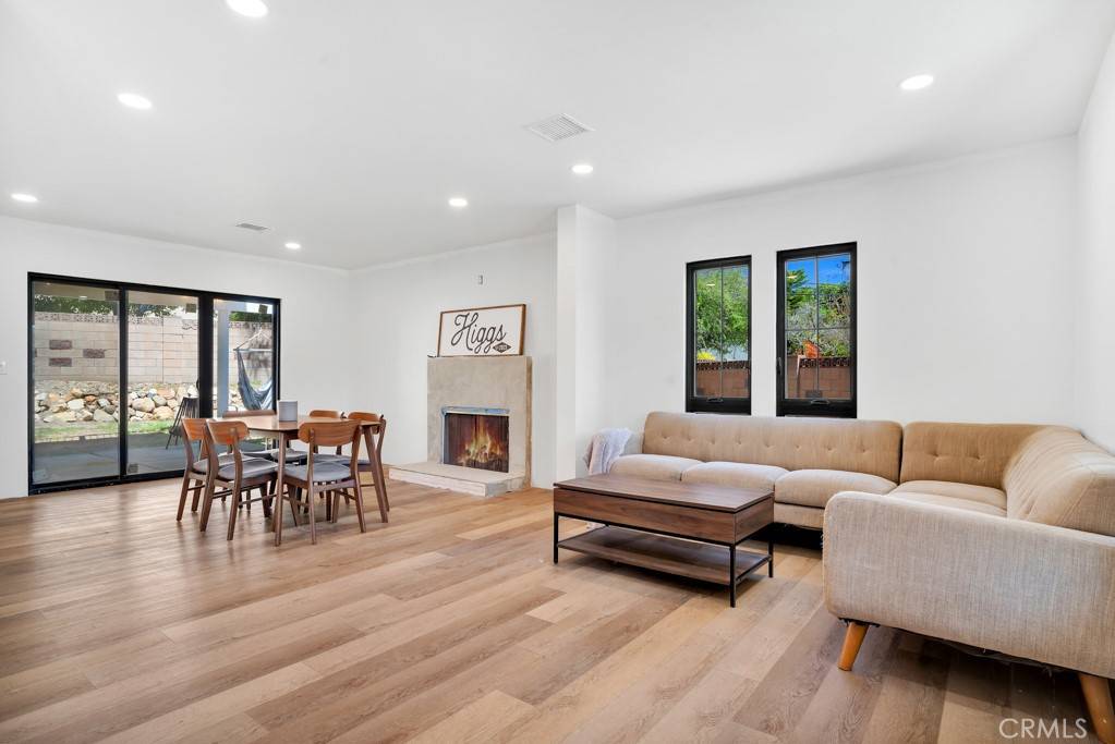 Thousand Oaks, CA 91360,1008 Greenfield ST