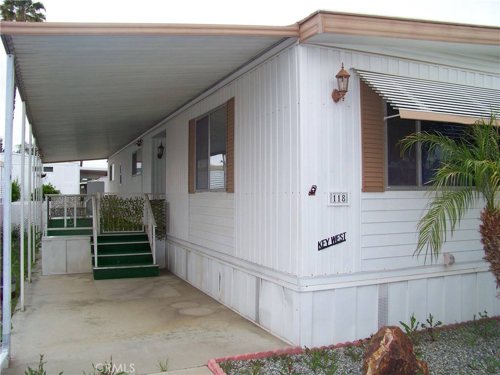 Hemet, CA 92543,332 N Lyon AVE #118