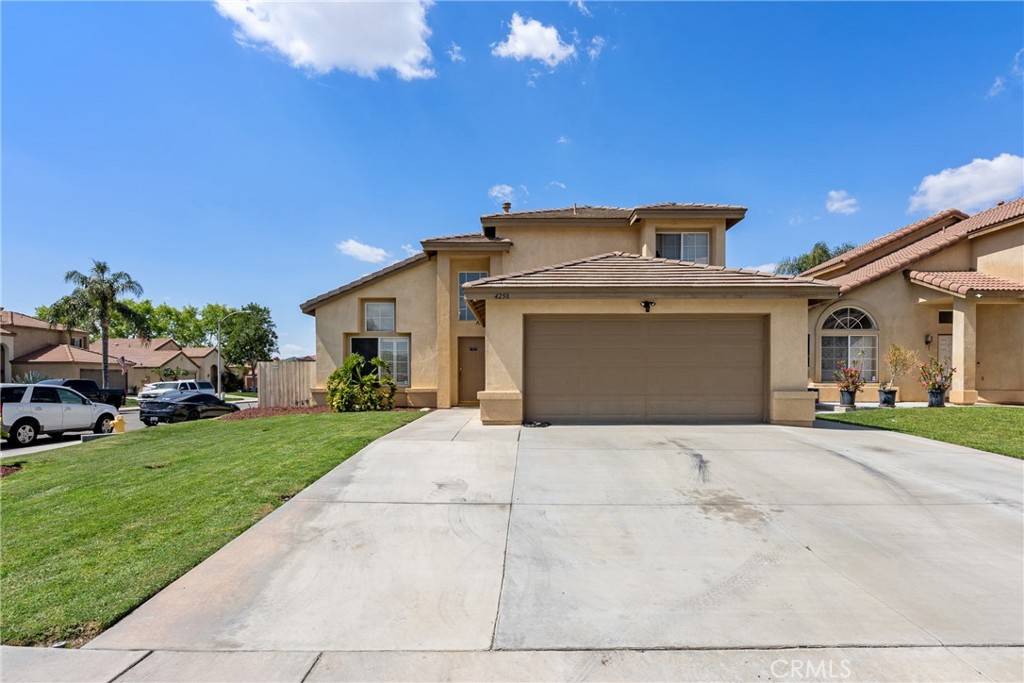 Jurupa Valley, CA 92509,4258 Hidatsa ST